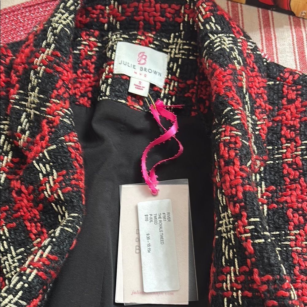 Plaid Double-Breasted Sleeveless Coat - Picture 10 of 10